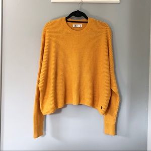 NWT Hollister Cropped Oversized Sweater